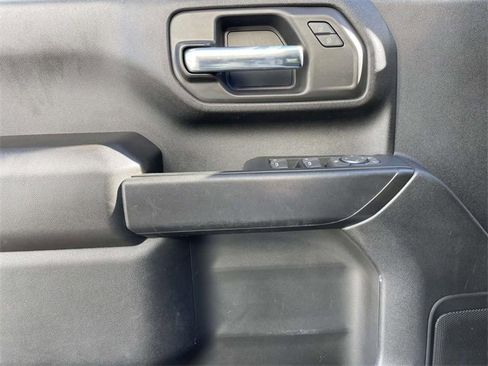 Used 2023 Chevrolet Silverado 2500 Custom w/ Custom Convenience Package image 16