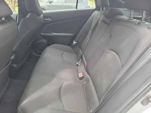 Used 2020 Toyota Prius LE AWD/4WD image 8
