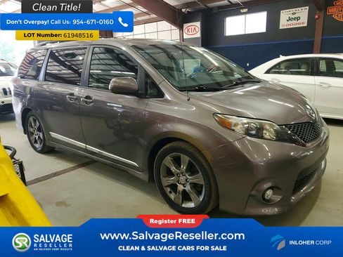 Used 2012 Toyota Sienna SE FWD image 5