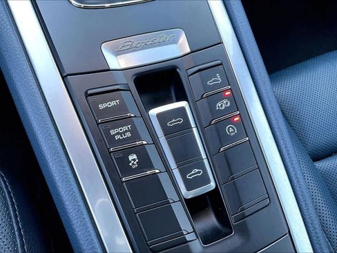 Used 2014 Porsche Boxster S image 27