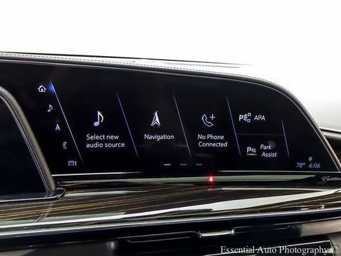 Used 2021 Cadillac Escalade Premium Luxury Platinum AWD/4WD image 17