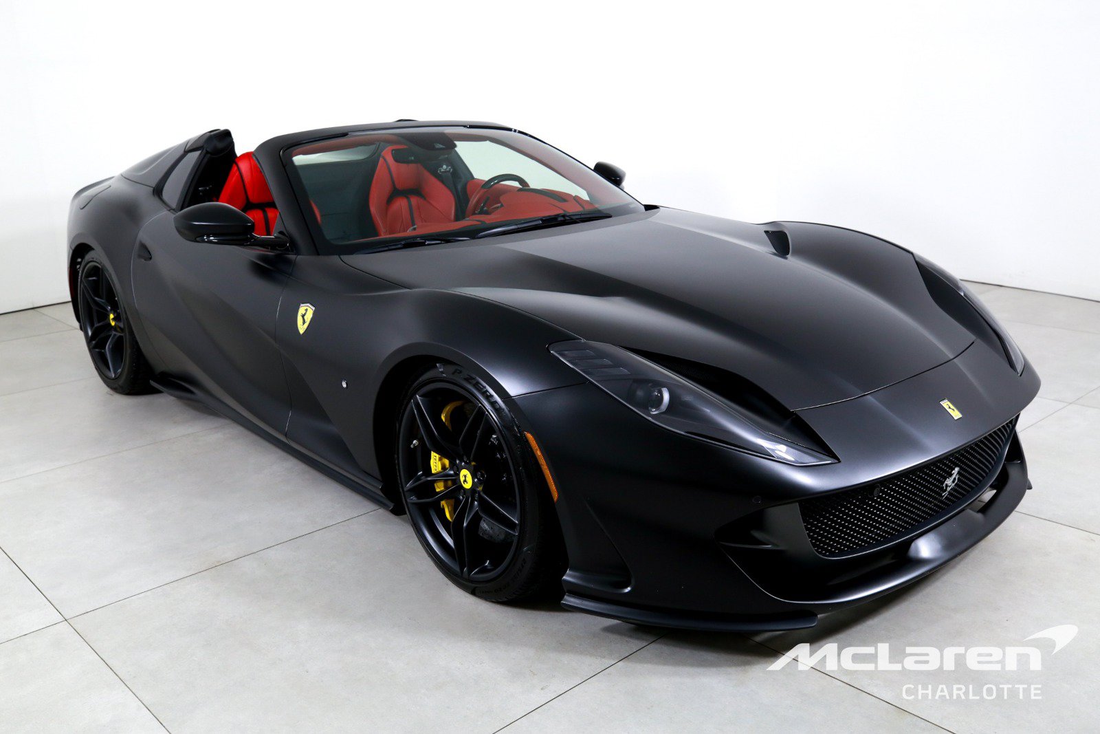 Used 2022 Ferrari 812 GTS RWD image 4