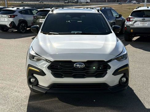 Certified 2025 Subaru Crosstrek 2.5i Sport w/ Crosstrek Mirror Package image 9