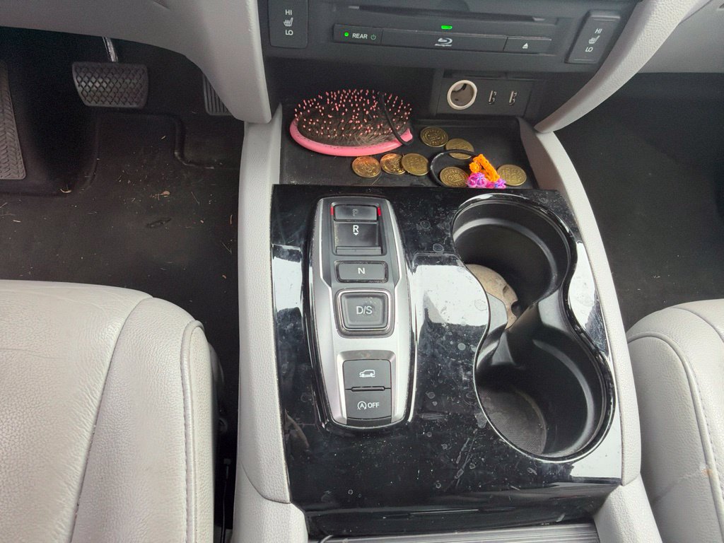Used 2016 Honda Pilot Touring image 18