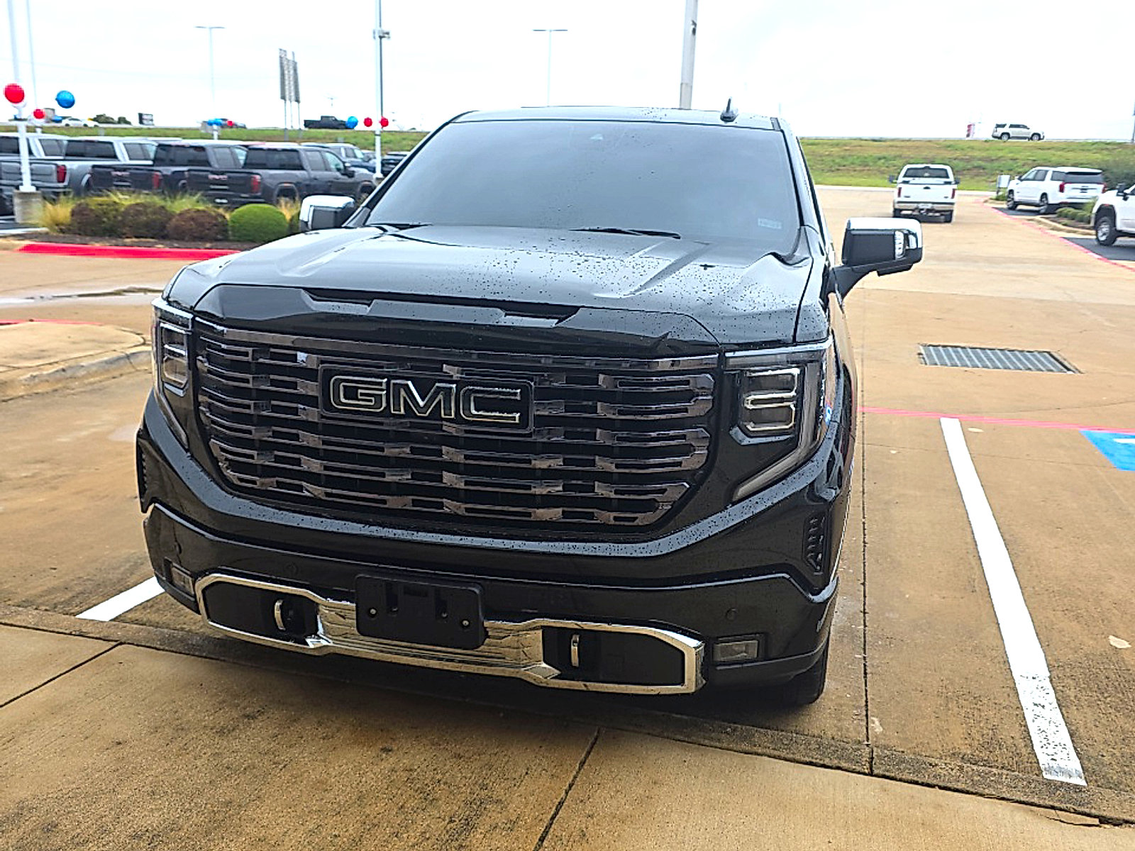 Used 2026 GMC Sierra 1500 Denali Ultimate AWD/4WD image 4