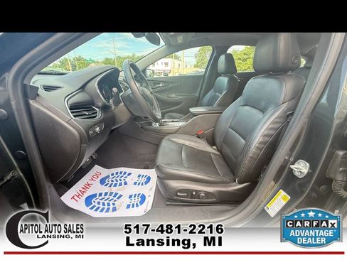 Used 2017 Chevrolet Malibu LT w/ Leather Package FWD image 12