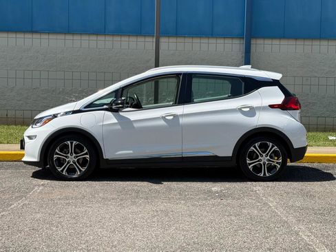 Used 2019 Chevrolet Bolt Premier w/ Infotainment Package image 8