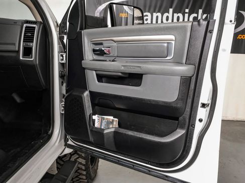 Used 2017 RAM 2500 SLT image 42