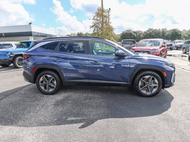Used 2025 Hyundai Tucson SEL FWD image 11