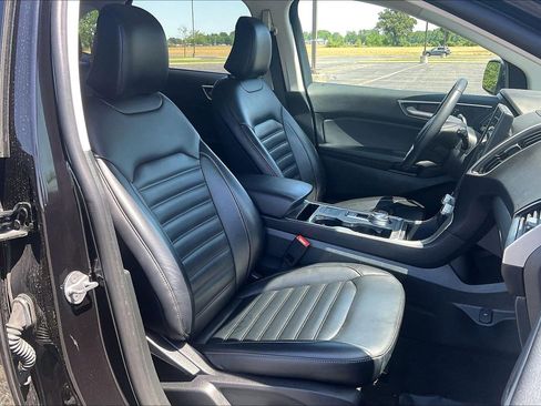 Certified 2024 Ford Edge SEL AWD/4WD image 8