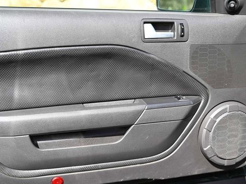 Used 2008 Ford Mustang GT Premium image 12