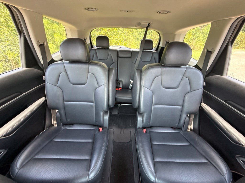 Used 2023 Kia Telluride S AWD/4WD image 18