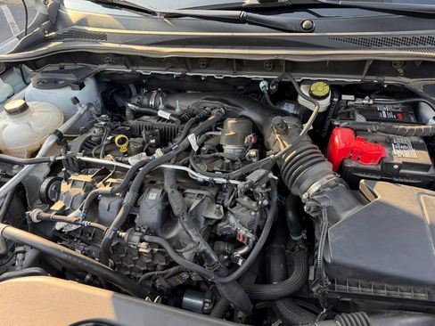 Used 2022 Ford Escape Titanium AWD/4WD image 14