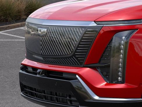New 2026 Cadillac Vistiq Luxury w/ LPO, Floor Liner Package AWD/4WD image 13