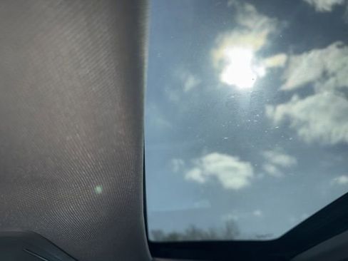 Used 2025 Honda CR-V EX image 13