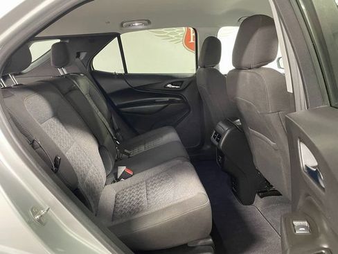 Used 2022 Chevrolet Equinox LT AWD/4WD image 21