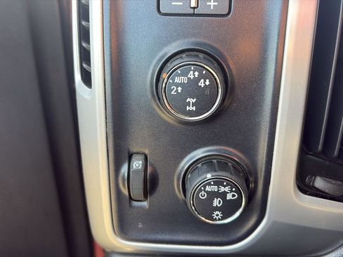 Used 2015 GMC Sierra 1500 SLE w/ SLE Value Package image 10