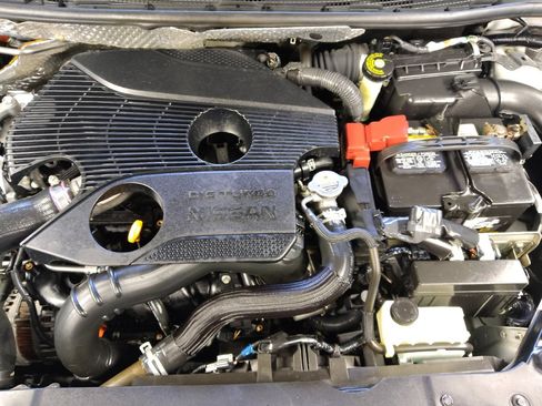Used 2017 Nissan Sentra SR Turbo FWD image 30