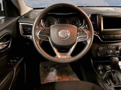 Used 2021 Jeep Cherokee Latitude image 8