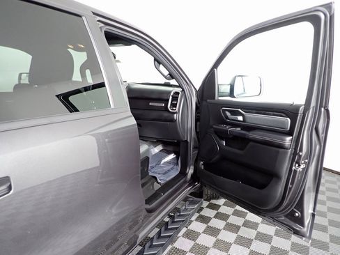 Used 2021 RAM 1500 Big Horn image 30