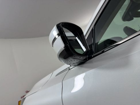 Used 2022 Acura MDX FWD image 13