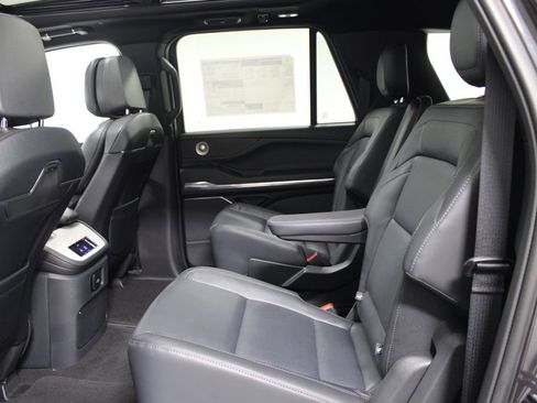 New 2026 Lincoln Navigator L Reserve image 26