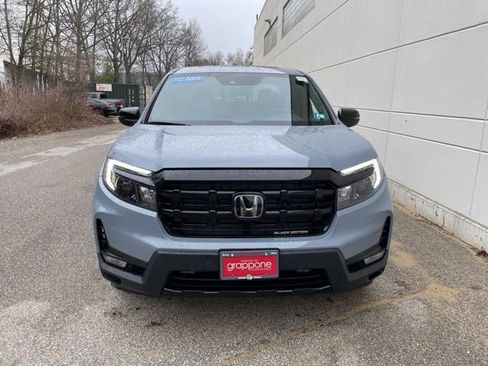 Certified 2025 Honda Ridgeline Black Edition image 3