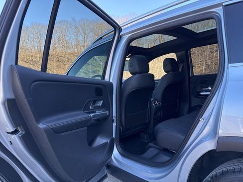New 2026 Mercedes-Benz GLB 250 4MATIC image 21