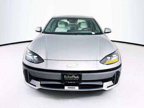 Used 2024 Hyundai Ioniq 6 SEL RWD image 2
