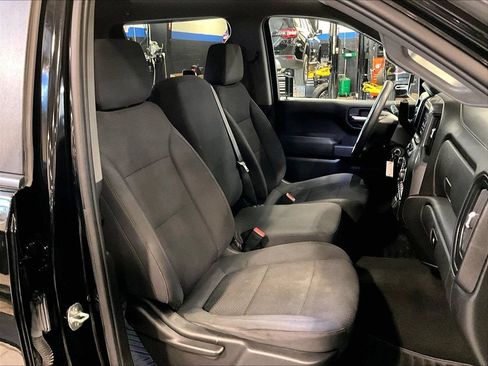 Used 2021 Chevrolet Silverado 1500 Custom Trail Boss AWD/4WD image 11