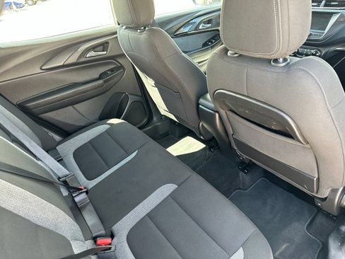 Used 2023 Chevrolet TrailBlazer LS AWD/4WD image 24