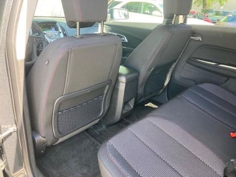 Used 2017 Chevrolet Equinox LS AWD/4WD image 30