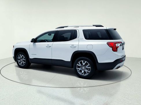 Used 2023 GMC Acadia SLT AWD/4WD image 5
