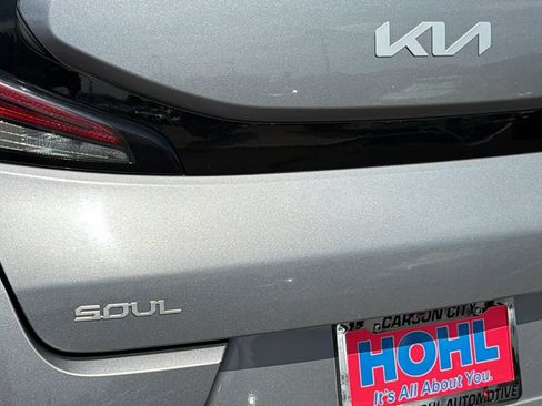 Used 2024 Kia Soul LX w/ Option Group 015 FWD image 28