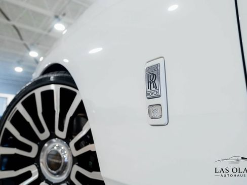 Used 2024 Rolls-Royce Phantom Sedan RWD image 69