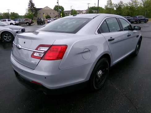Used 2019 Ford Taurus Police Interceptor AWD image 3