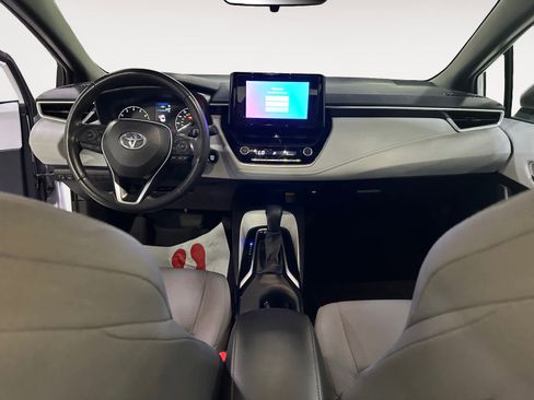 Used 2024 Toyota Corolla SE w/ SE Premium Package image 14