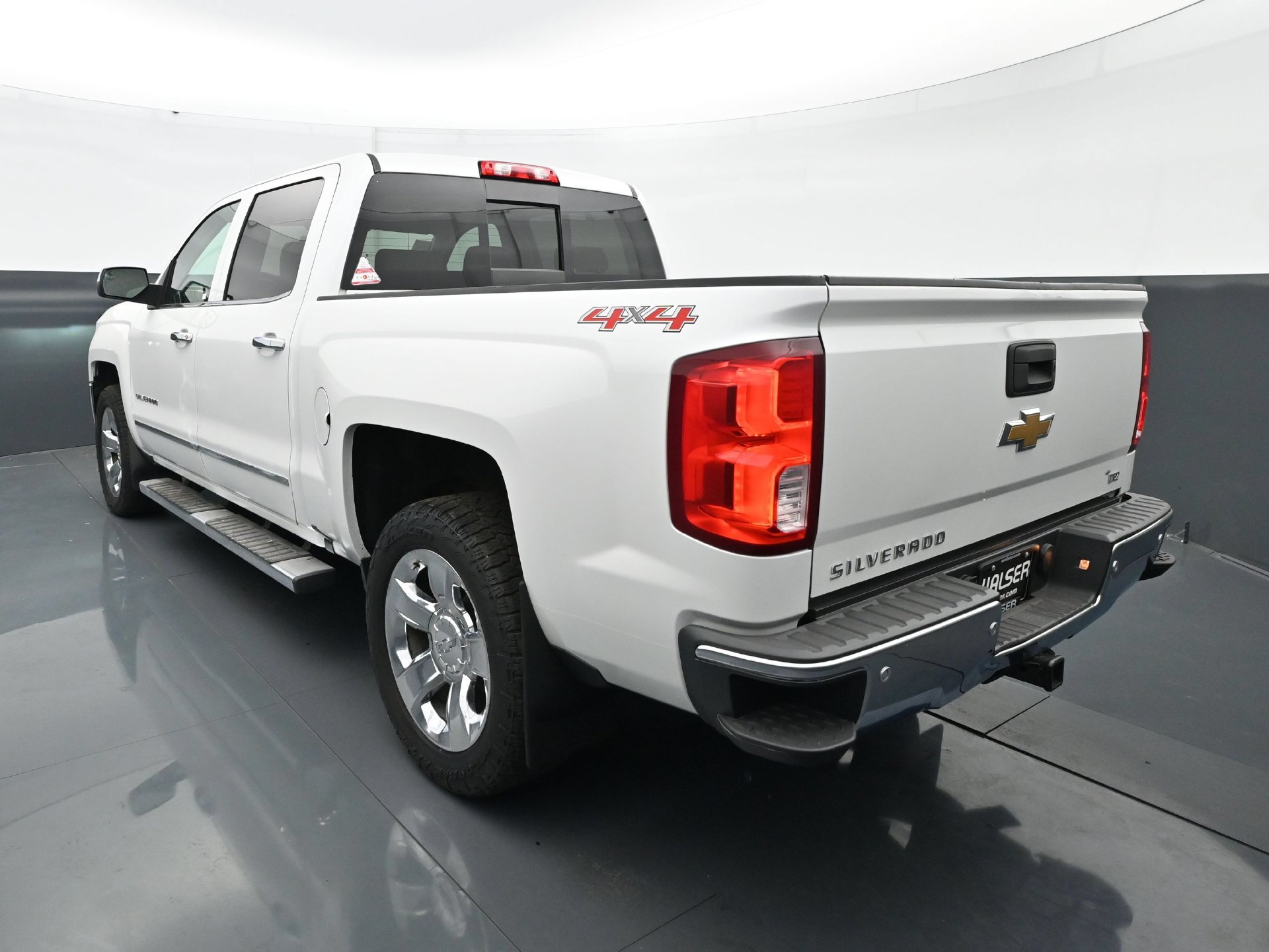 Used 2016 Chevrolet Silverado 1500 LTZ w/ Sport Package AWD/4WD image 5