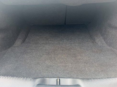 Used 2021 Chrysler 300 S RWD image 17
