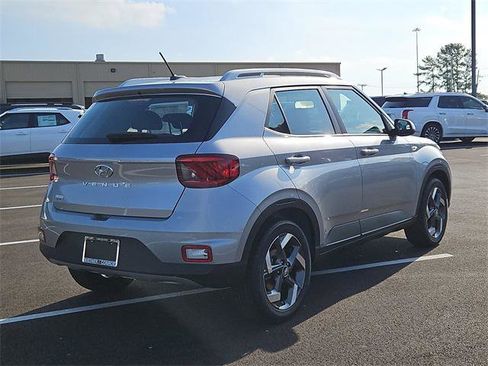 New 2026 Hyundai Venue SEL image 5