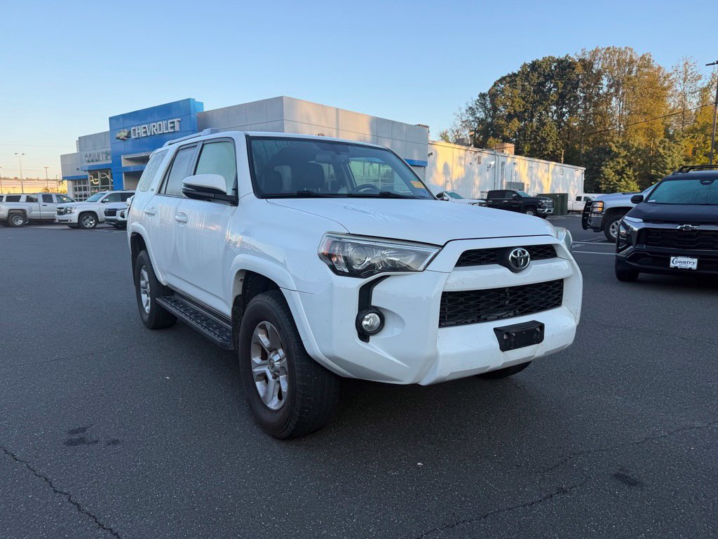 Used 2018 Toyota 4Runner SR5 Premium AWD/4WD image 25