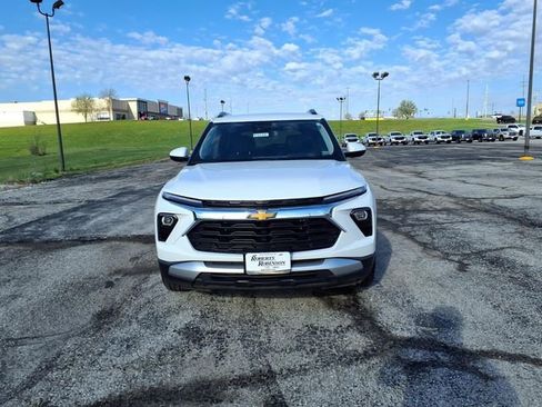 Used 2025 Chevrolet TrailBlazer LT FWD image 37