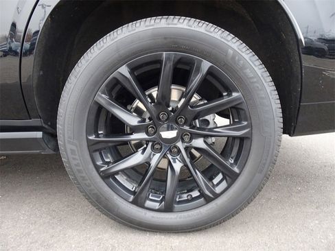 Certified 2022 Cadillac Escalade Sport w/ Touring Package image 27