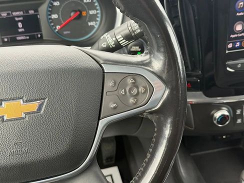 Used 2021 Chevrolet Traverse LT FWD image 17