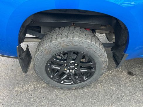 Certified 2023 Chevrolet Silverado 1500 LT Trail Boss w/ LPO, Dark Essentials Package image 15