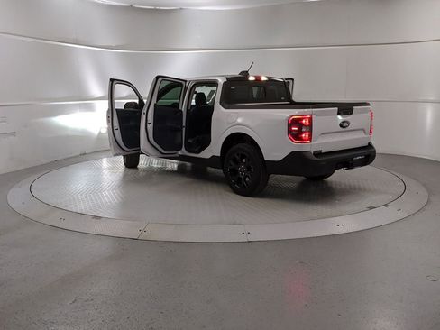 New 2026 Ford Maverick Lariat w/ Black Appearance Package image 10