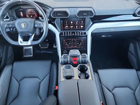 Used 2019 Lamborghini Urus image 14