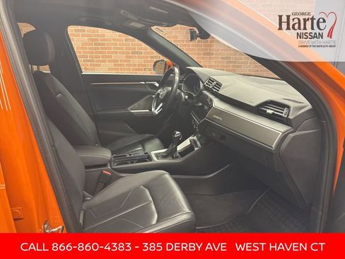 Used 2023 Audi Q3 2.0T Premium image 34