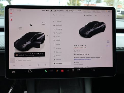 Used 2023 Tesla Model Y Long Range image 50