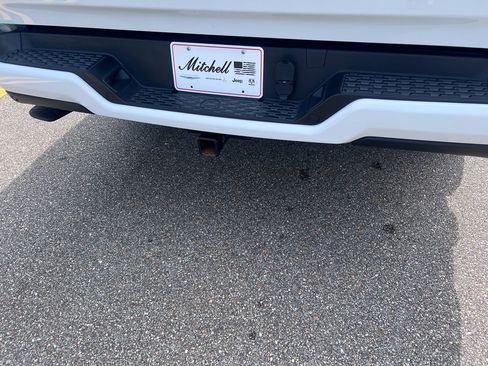 Certified 2025 RAM 1500 Big Horn AWD/4WD image 5